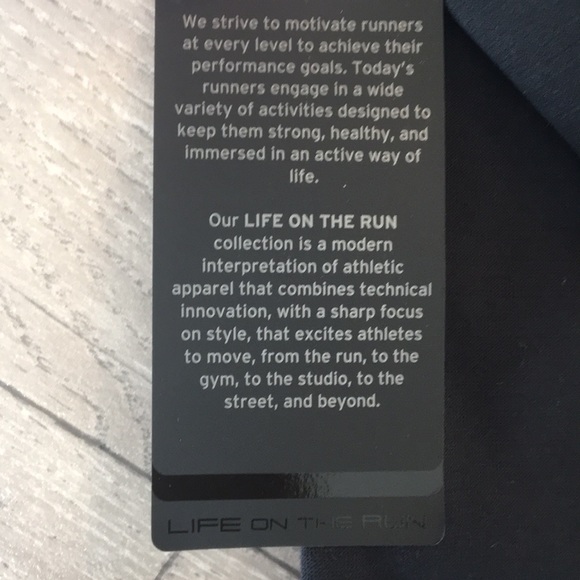 Running Jacket - Picture 6 of 8